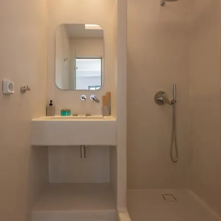 アパートホテル Kastraki Riviera Kastrákion