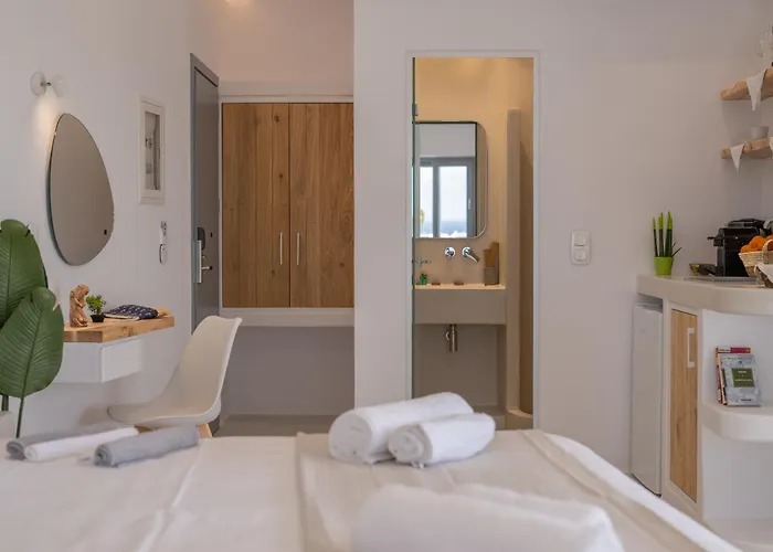 アパートホテル Kastraki Riviera Kastrákion